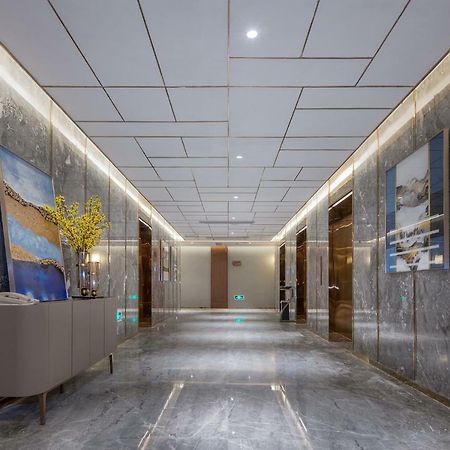 Venus Royal Hotel Foshan Kuiqi Road Metro Station Exterior photo