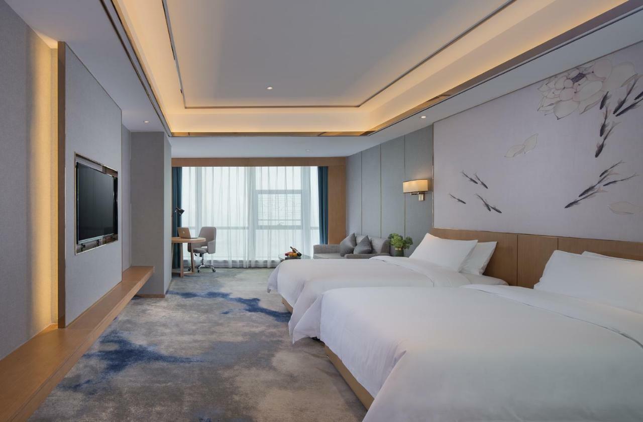 Venus Royal Hotel Foshan Kuiqi Road Metro Station Exterior photo